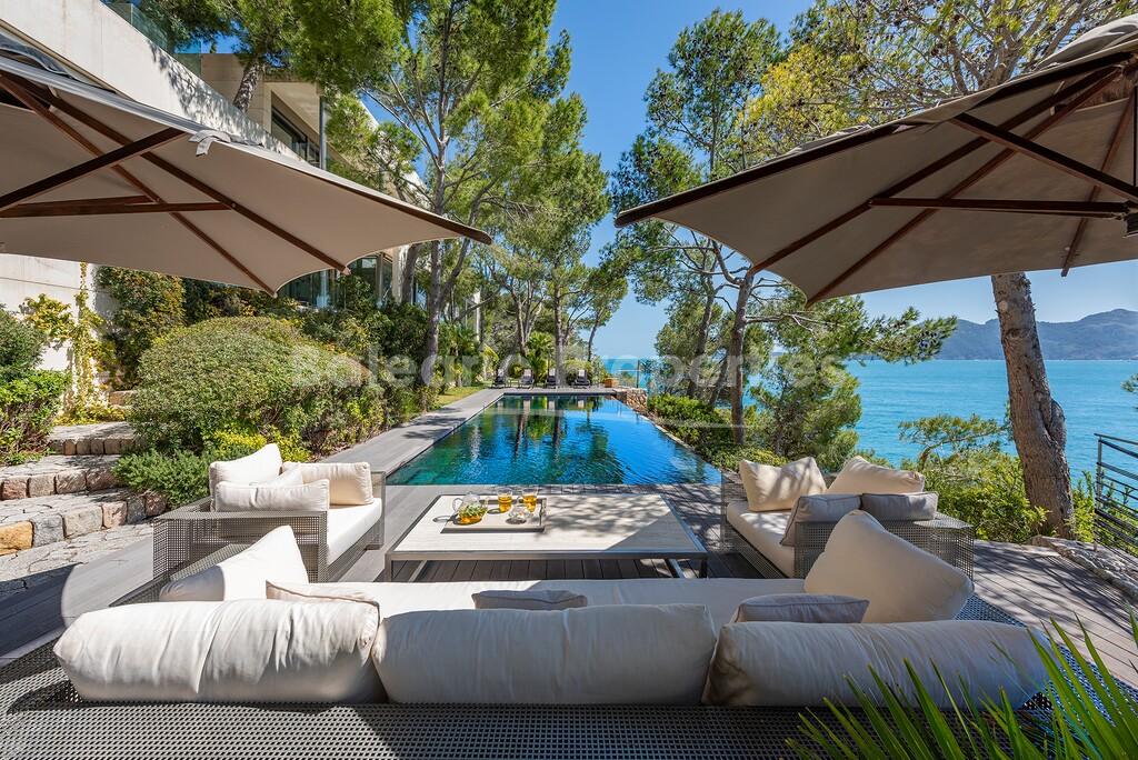 Grand seafront estate with panoramic views for sale in Formentor, north Mallorca