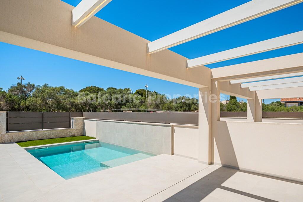 Modern new villa with pool for sale close to Sa Rapita coast, Mallorca