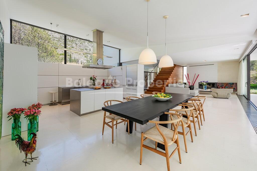Modern luxury villa with tennis court for sale in Pollensa, North Mallorca