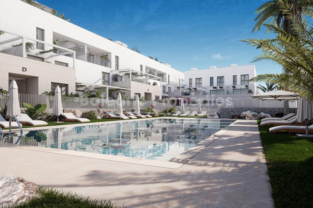 Ground Floor Apartment with Community Pool and Gym for Sale in Ibiza Town