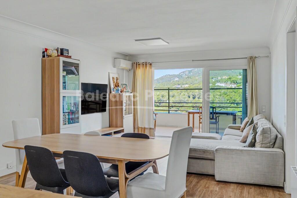 Modern Apartment with Terrace for Sale in Costa d'en Blanes, Southwest Mallorca