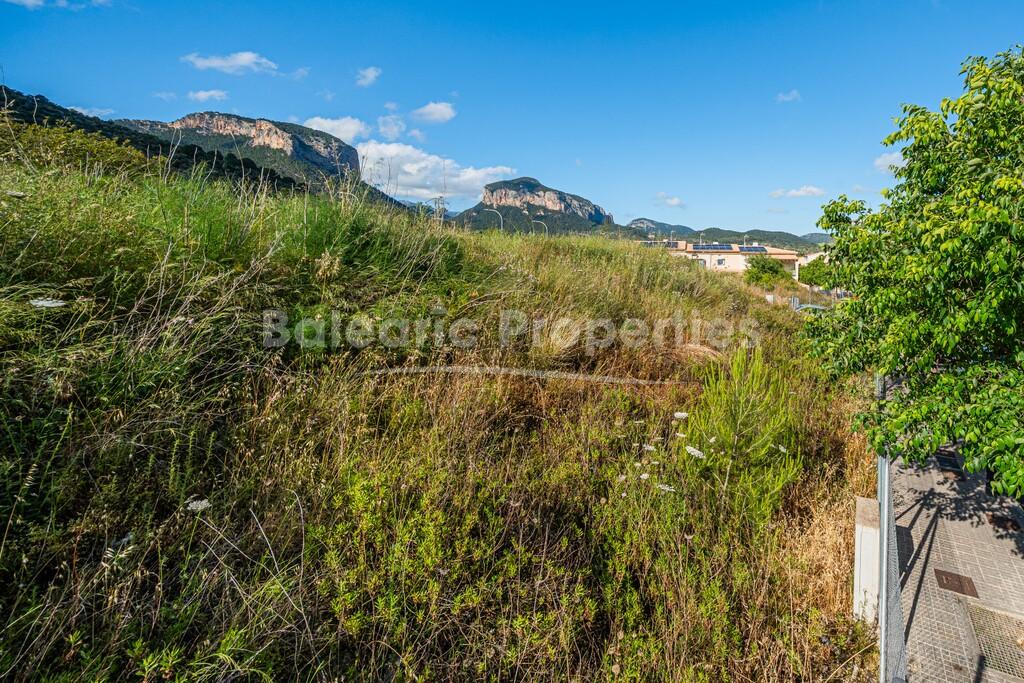 Versatile plot for sale on the outskirts of Alaró town, Central Mallorca