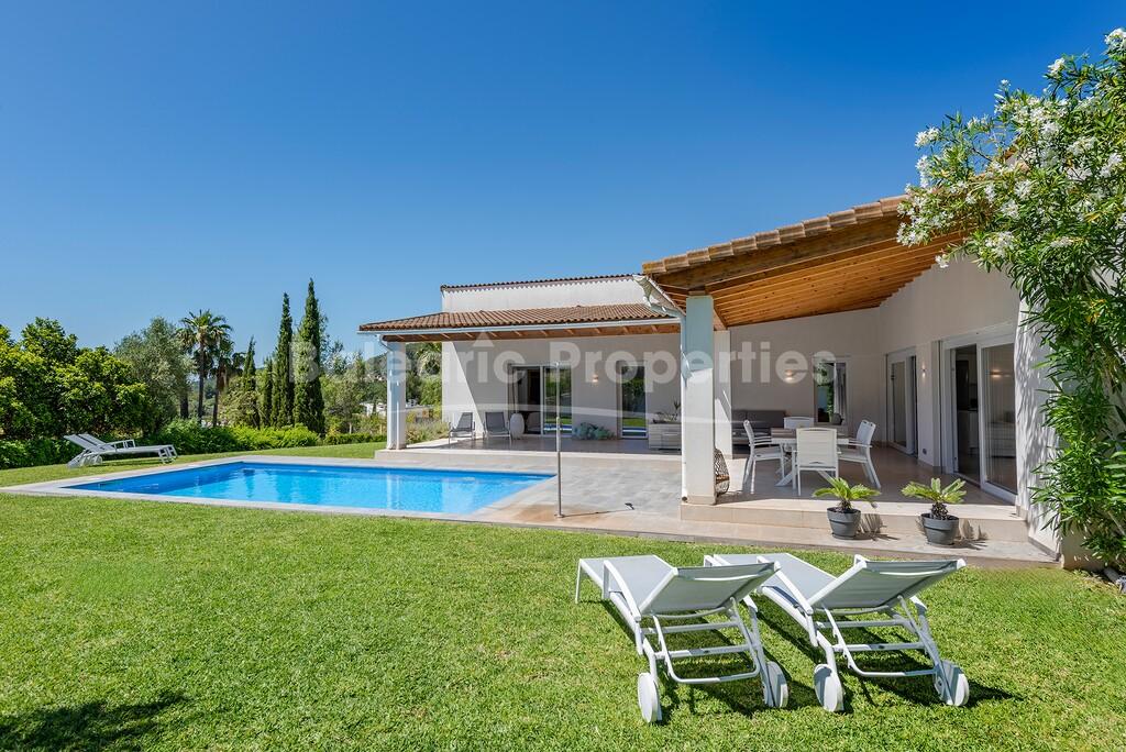 Modern Family Villa for Sale in a Prime Area, near Pollensa, North Mallorca