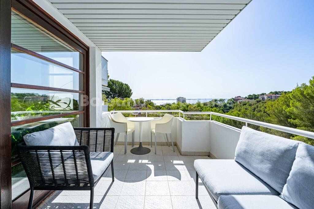 Penthouse with sea views for sale in Cas Català, southwest Mallorca