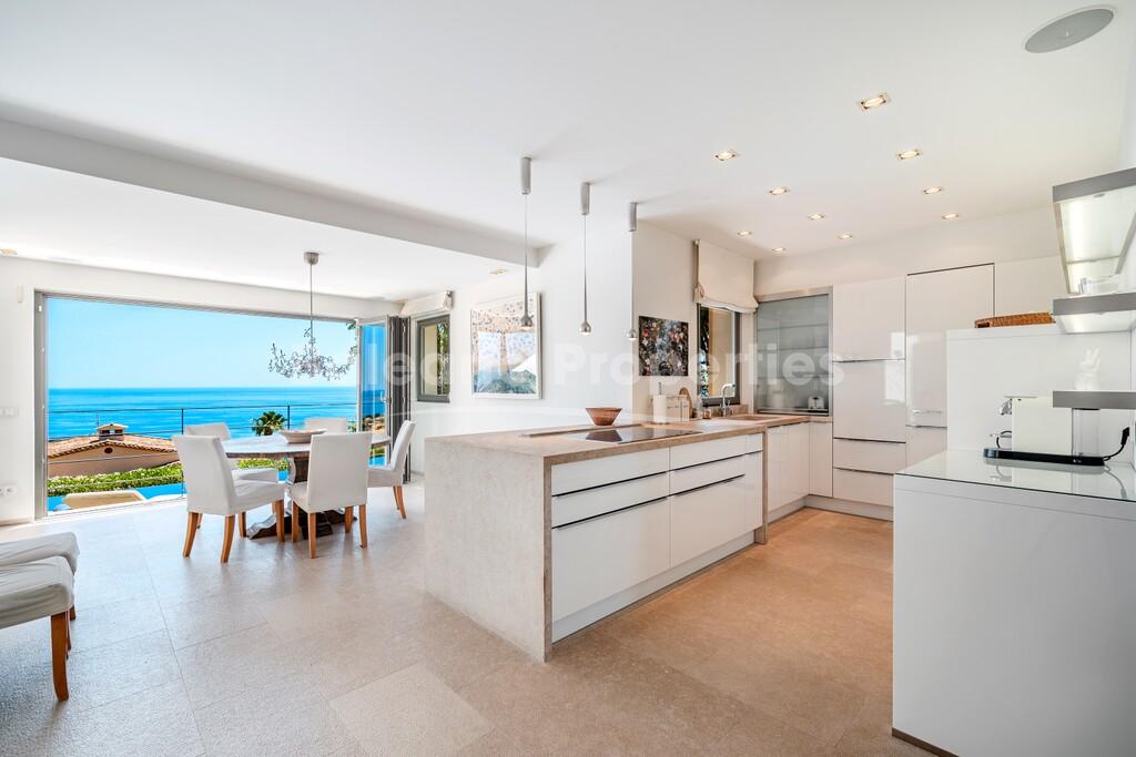Villa de lujo con vistas excepcionales en venta en Santa Ponsa, suroeste de Mallorca