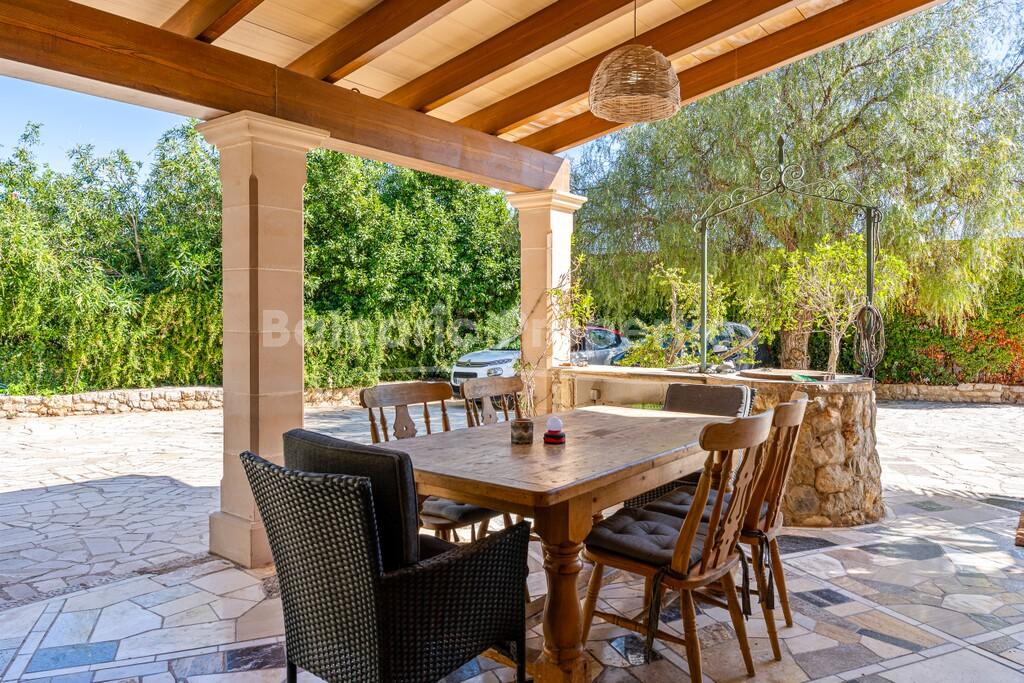 Finca de piedra con piscina en venta en Binissalem, centro de Mallorca