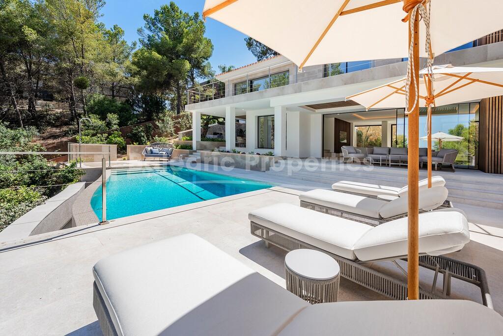 Elegante Villa de Estilo Mediterráneo en Bendinat, Suroeste de Mallorca