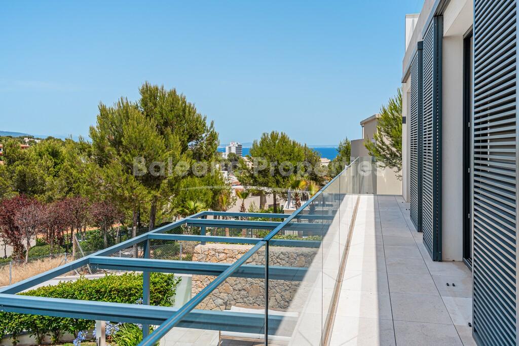 Luxuriöses Reihenhaus mit Privatpool kaufen in Cala Vinyes, Südwest-Mallorca