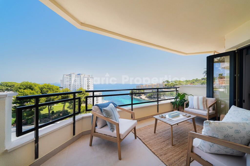 Penthouse with beach access for sale in Cala Vinyes, southwest Mallorca