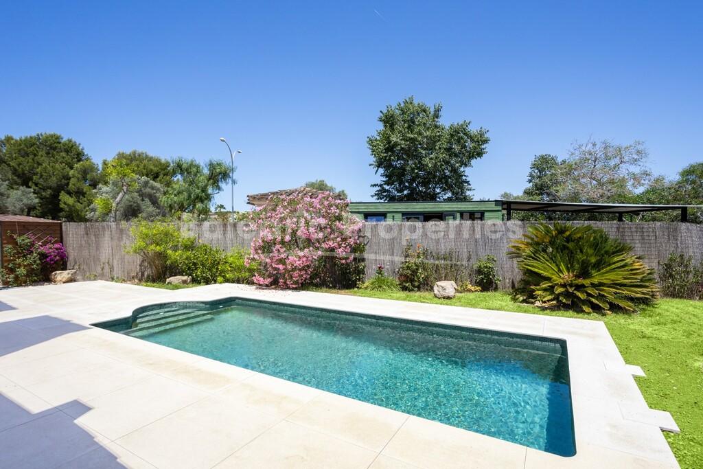 Fully renovated golfside villa for sale in Nova Santa Ponsa, Southwest Mallorca