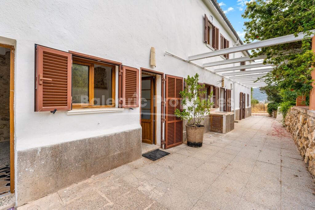 Finca de inversión con piscina en venta en S'Arracó, suroeste de Mallorca