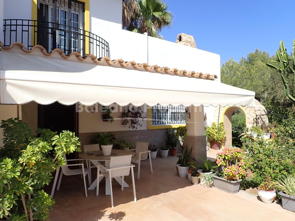 Abgelegenes Landhaus mit Pool und Gästehaus zum Verkauf hinter Roca Llisa, Ibiza