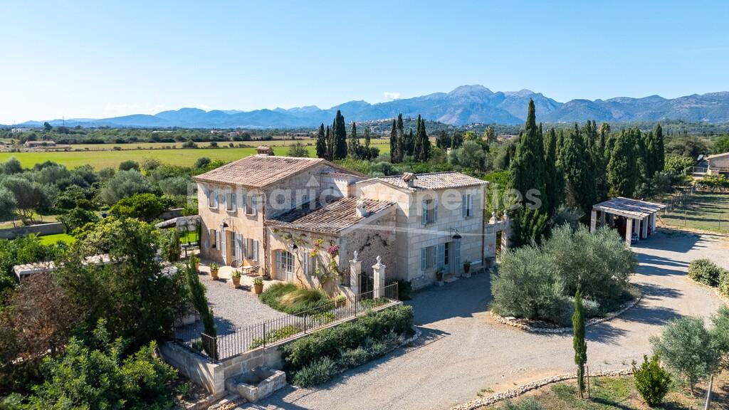 Restaurierte Finca mit Gästehaus kaufen in Sa Pobla, Nord-Mallorca
