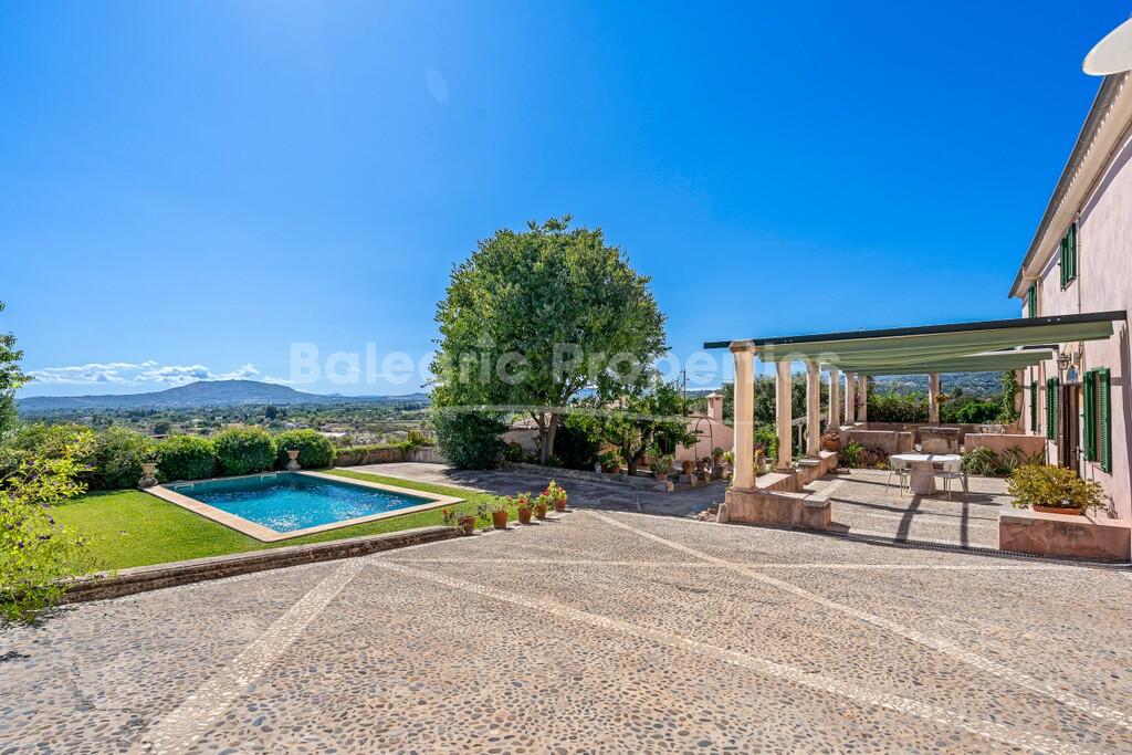 Dorfhaus mit Potenzial für Gästeunterkunft kaufen in Campanet, Mallorca 