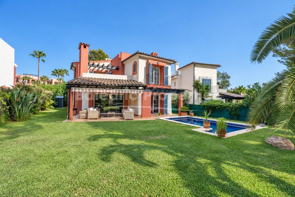 Charming villa for sale in Nova Santa Ponsa, Southwest Mallorca