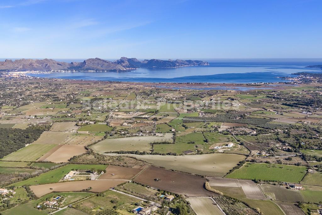 Rustic plot with the option to build, for sale in Alcudia, Mallorca.