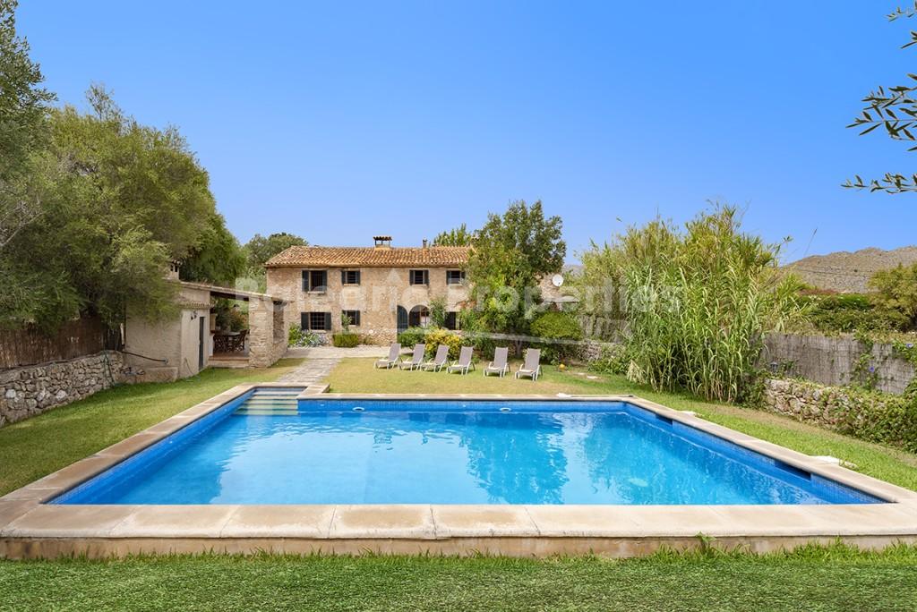Centuries-old finca with a holiday license for sale in the Pollensa, Mallorca