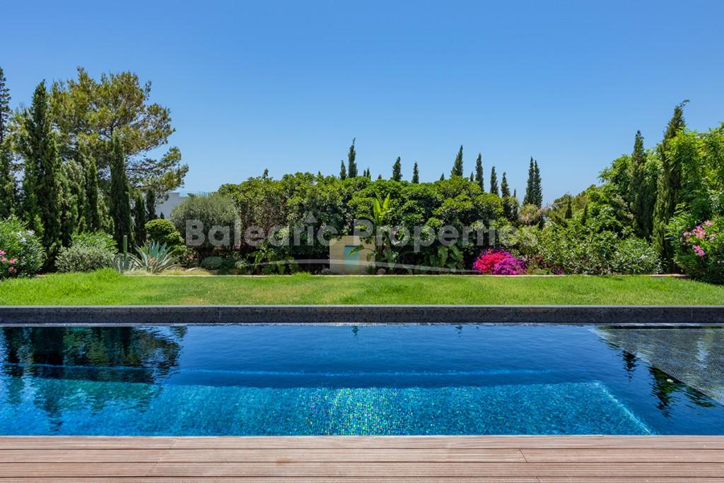 Se vende villa de lujo de 4 habitaciones en Santa Ponsa, Mallorca