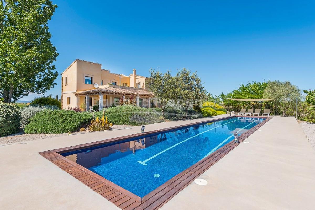 Excellent country property for sale near the town of Campos, Mallorca