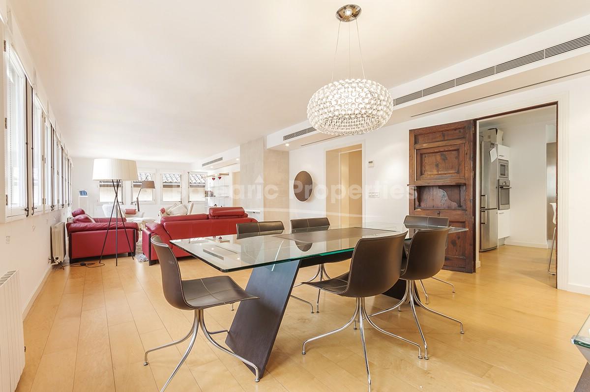 Palace apartment with terrace for sale in the centre of Palma, Mallorca