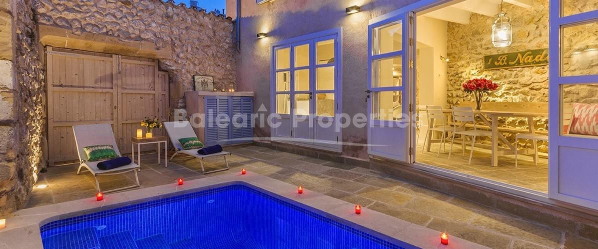 Fantastic town house with pool for sale in Pollensa, Mallorca