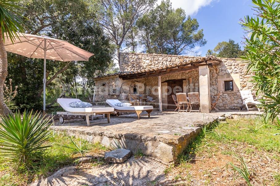 Large plot with small house and preliminary project for sale in Pollensa, Mallorca