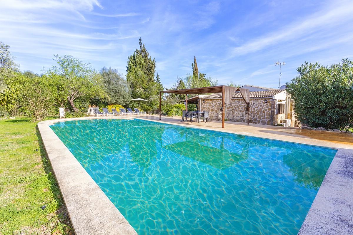 Three bedroom villa for sale in a quiet neighbourhood of Pollensa, Mallorca