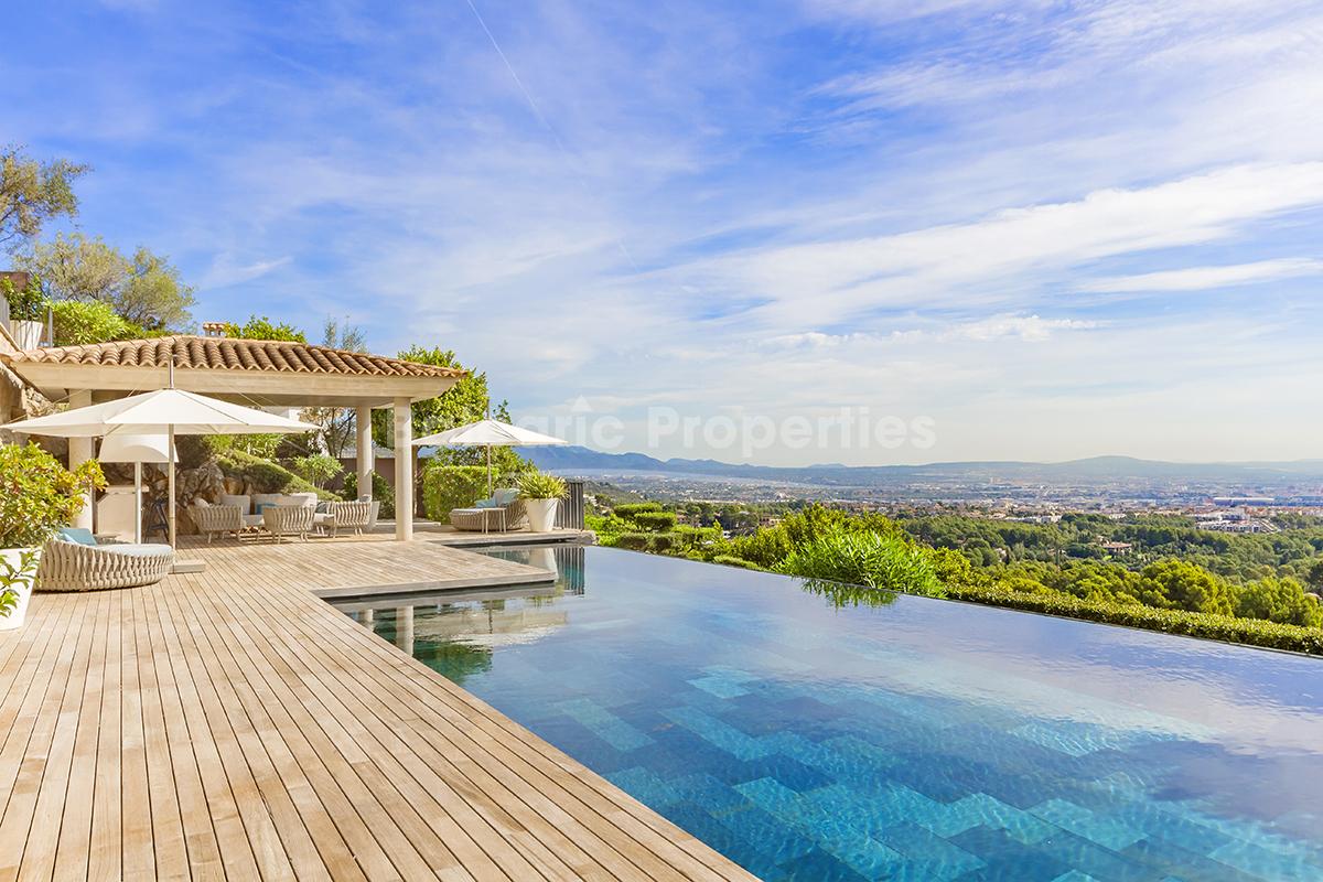 Spectacular sea view villa in exclusive <strong>Son Vida</strong> with in and outdoor pools and <strong>views over Palma</strong>