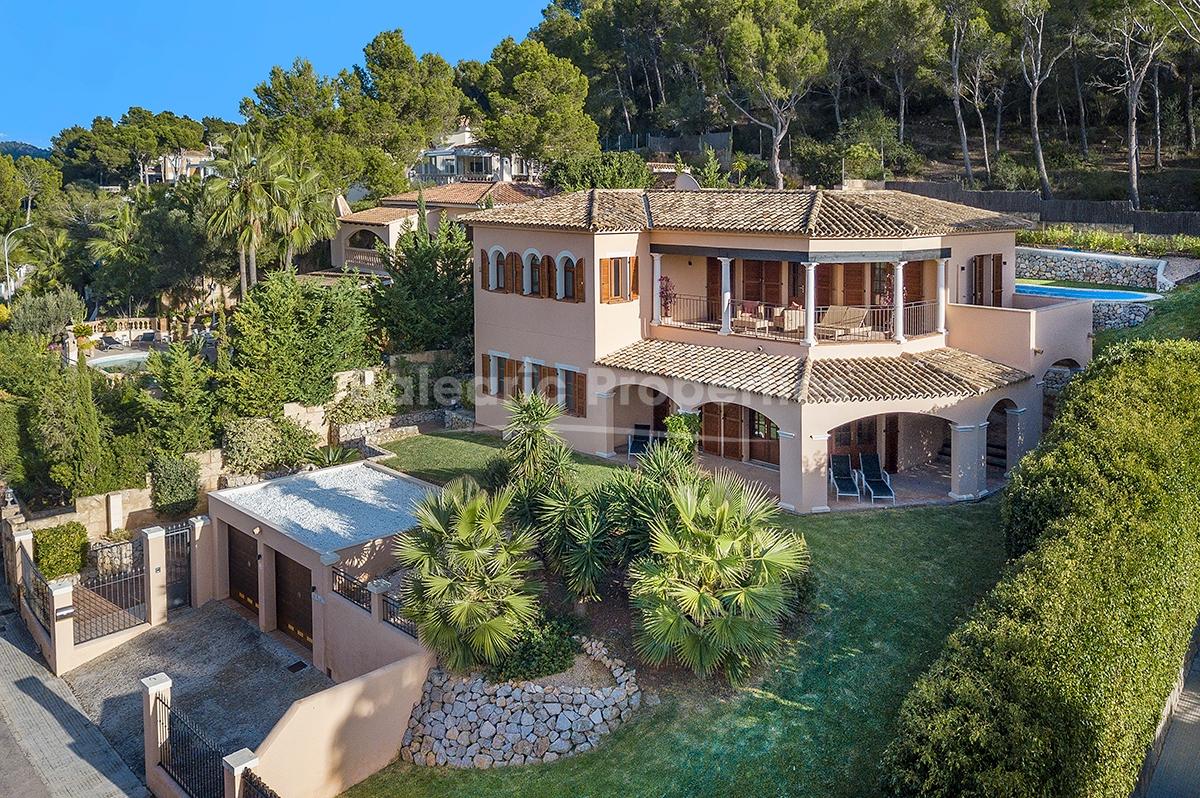Modern villa for sale in Santa Ponsa, Mallorca