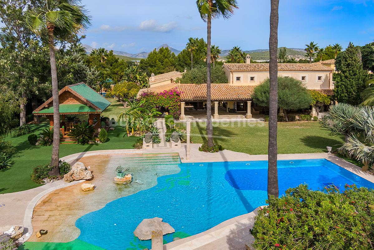 Mediterranean style villa for sale in Santa Ponsa, Mallorca