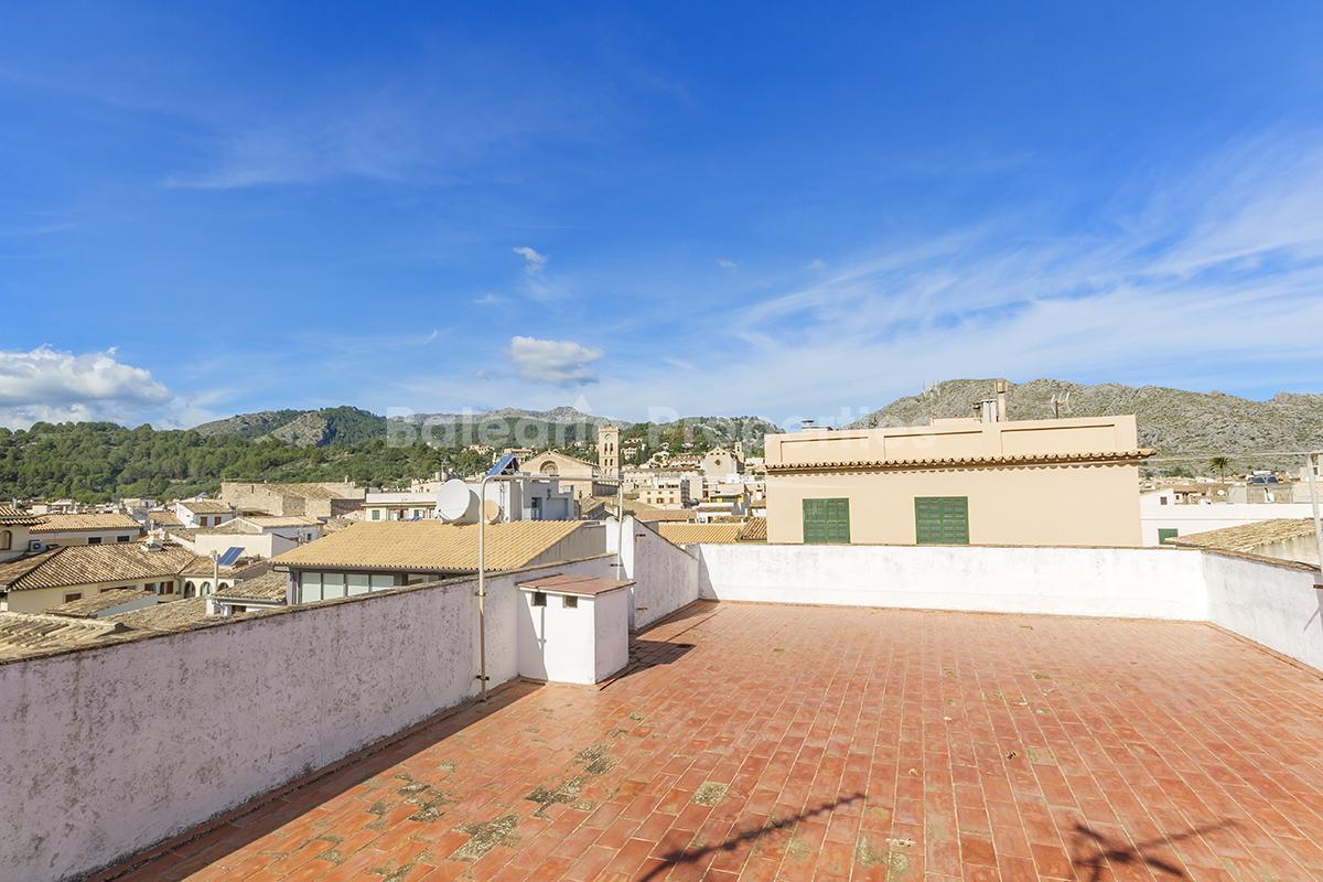 Apartment for sale with mountain views in the centre of Pollensa, Mallorca