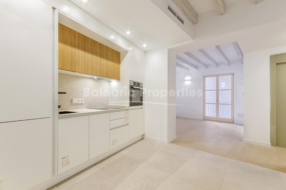 Chic renovated apartment for sale in a privileged area of Palma, Mallorca