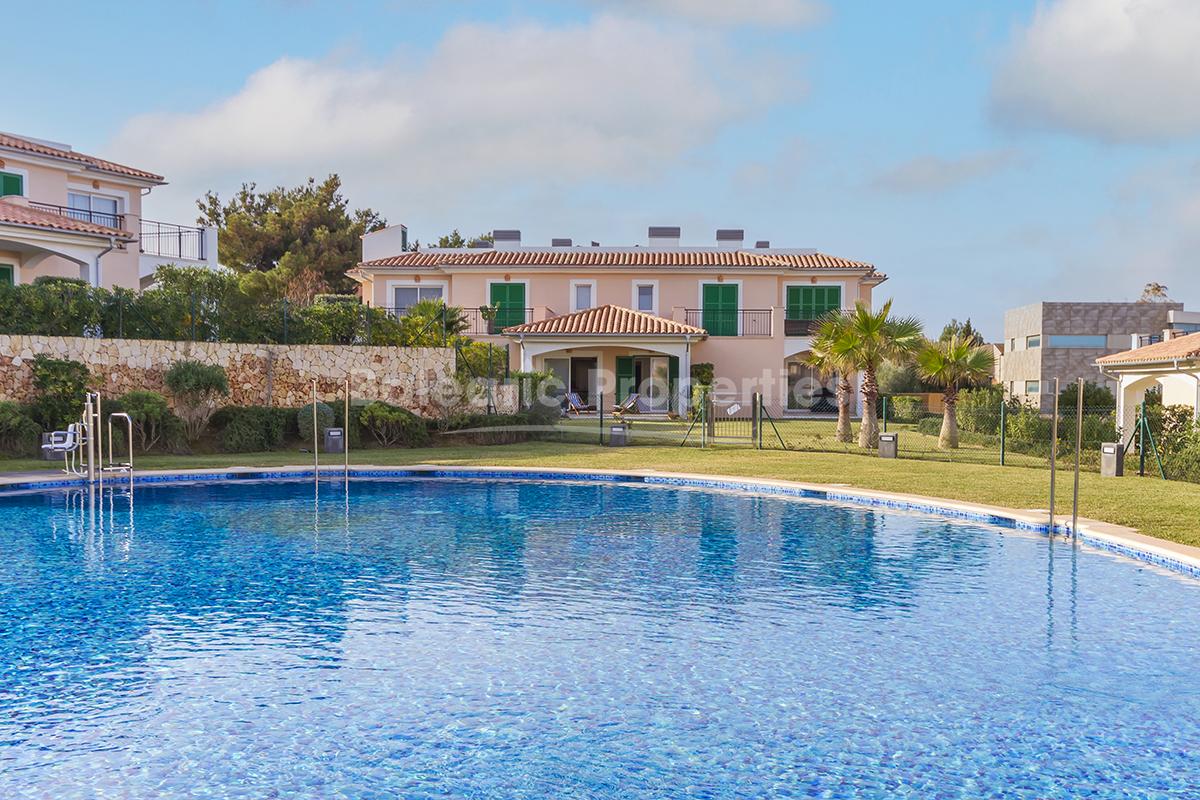 Fantastic apartment with communal pool for sale in Colònia de Sant Pere, Mallorca