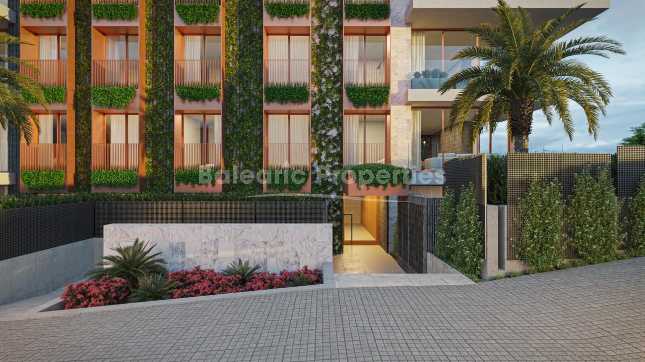 Lujoso apartamento con jardín y piscina en venta en Palma, Mallorca