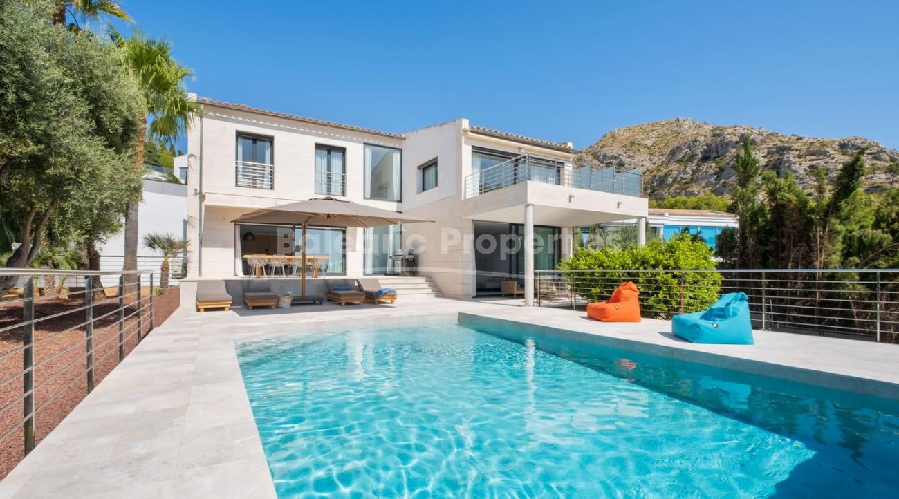 Villa con vistas al mar y con licencia de alquiler vacacional, en venta en Bonaire, Mallorca