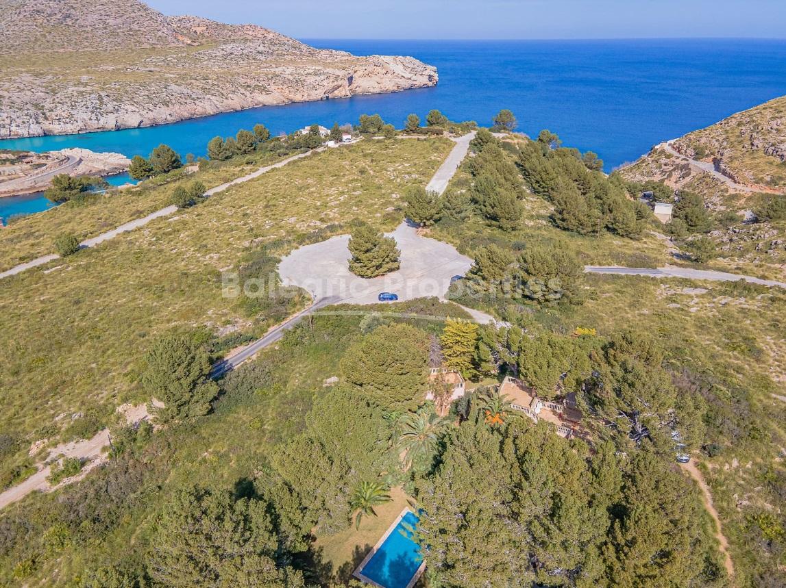 Encantadora villa en la cima de la colina en venta con piscina en Cala San Vicente, Mallorca