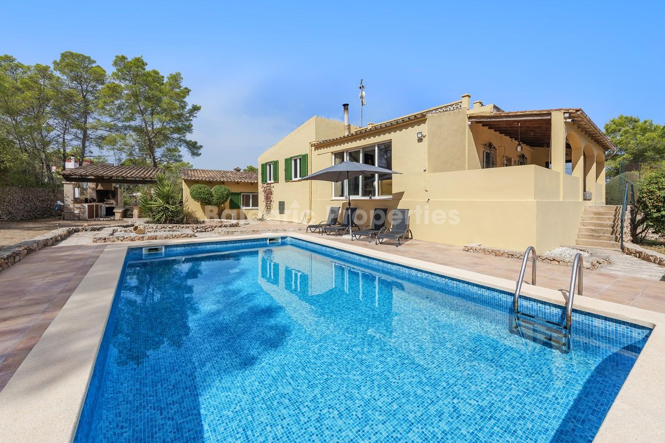 Casa de campo única con pista de tenis y piscina en venta cerca de Algaida, Mallorca