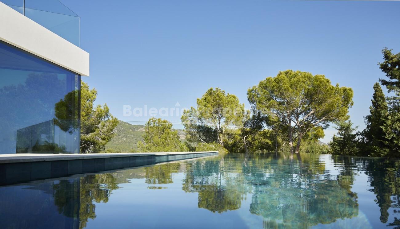 Villa de nueva construcción y de alta gama en venta en Palma Nova, Mallorca