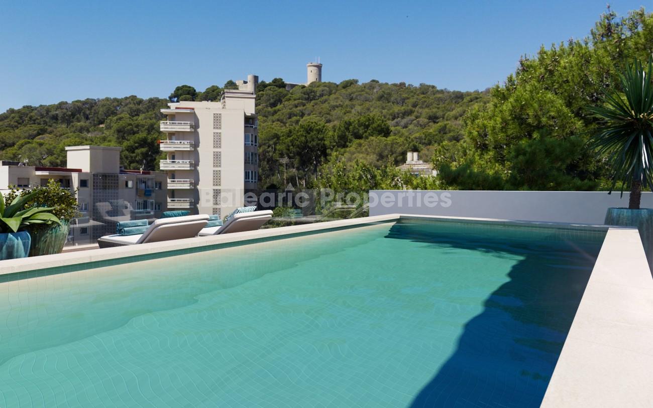 Incredible penthouse with private pool, for sale in Palma, Mallorca