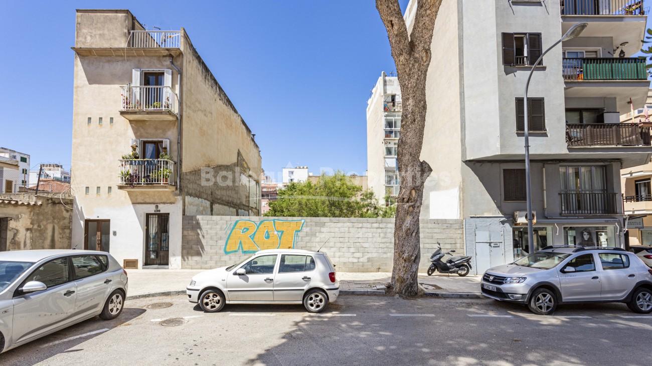 Great plot with licences for sale in Palma, Mallorca