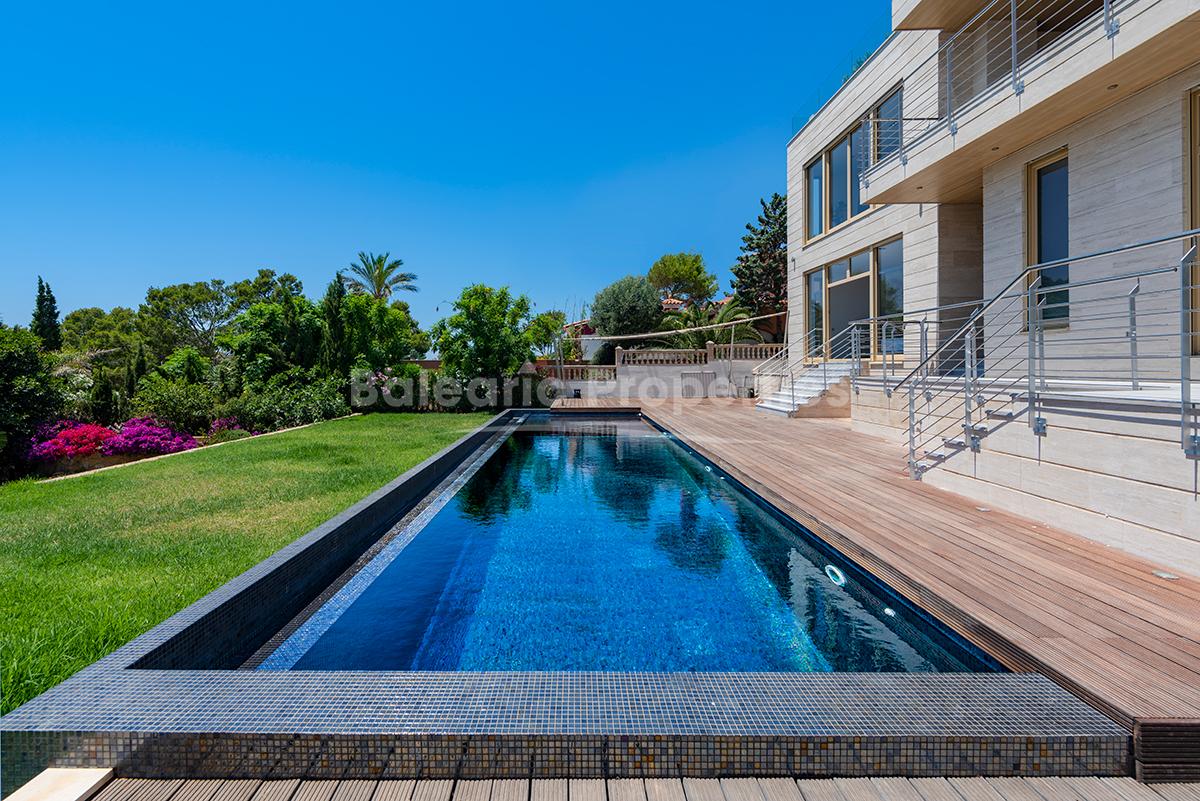 Deluxe 4 bedroom villa for sale in Santa Ponsa, Mallorca